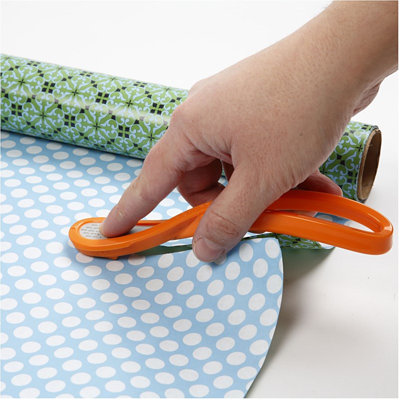 Fiskars Paper Cutter - Click Image to Close